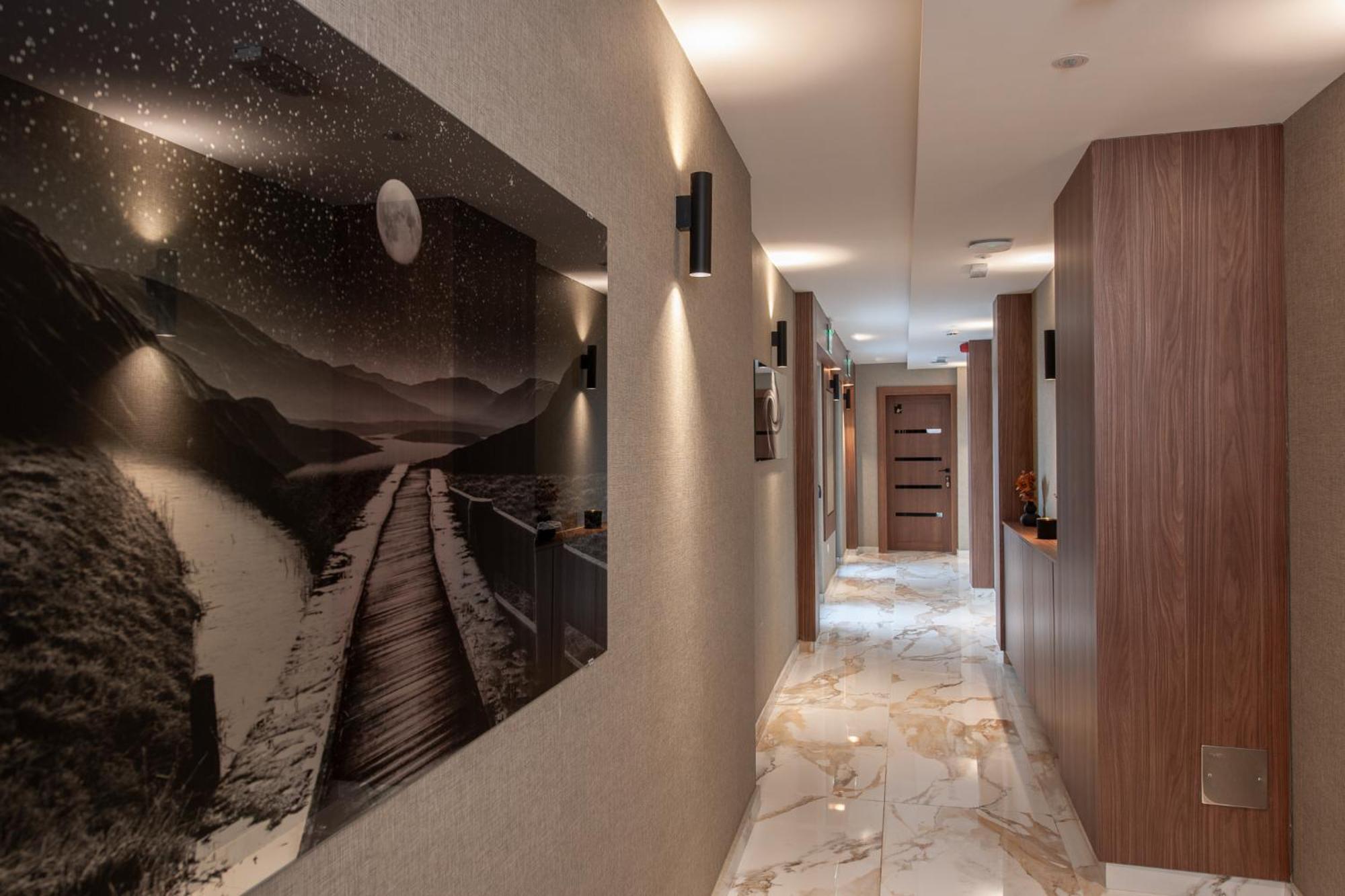 Hotel Kralj Kraljevo Esterno foto