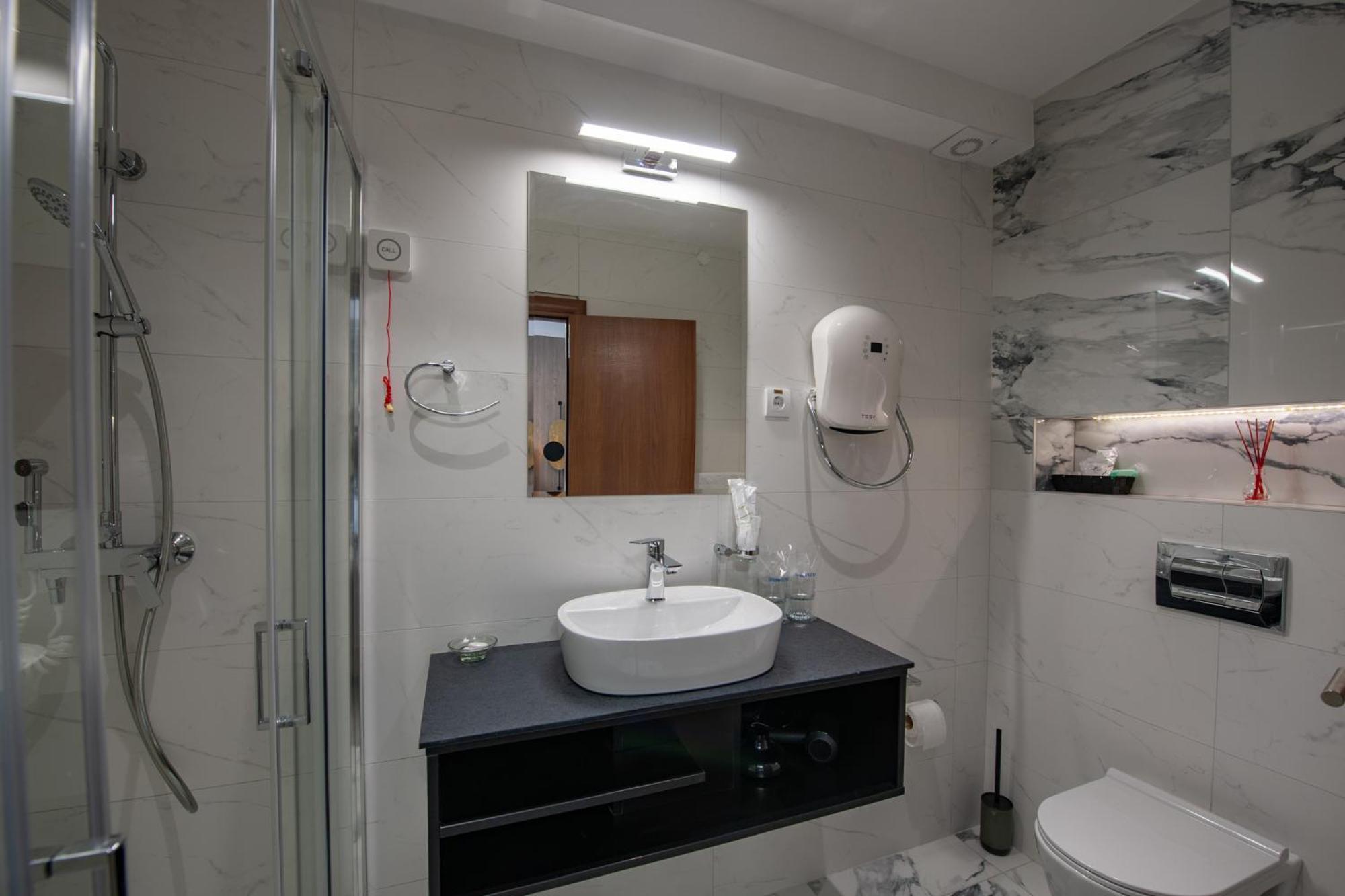 Hotel Kralj Kraljevo Camera foto