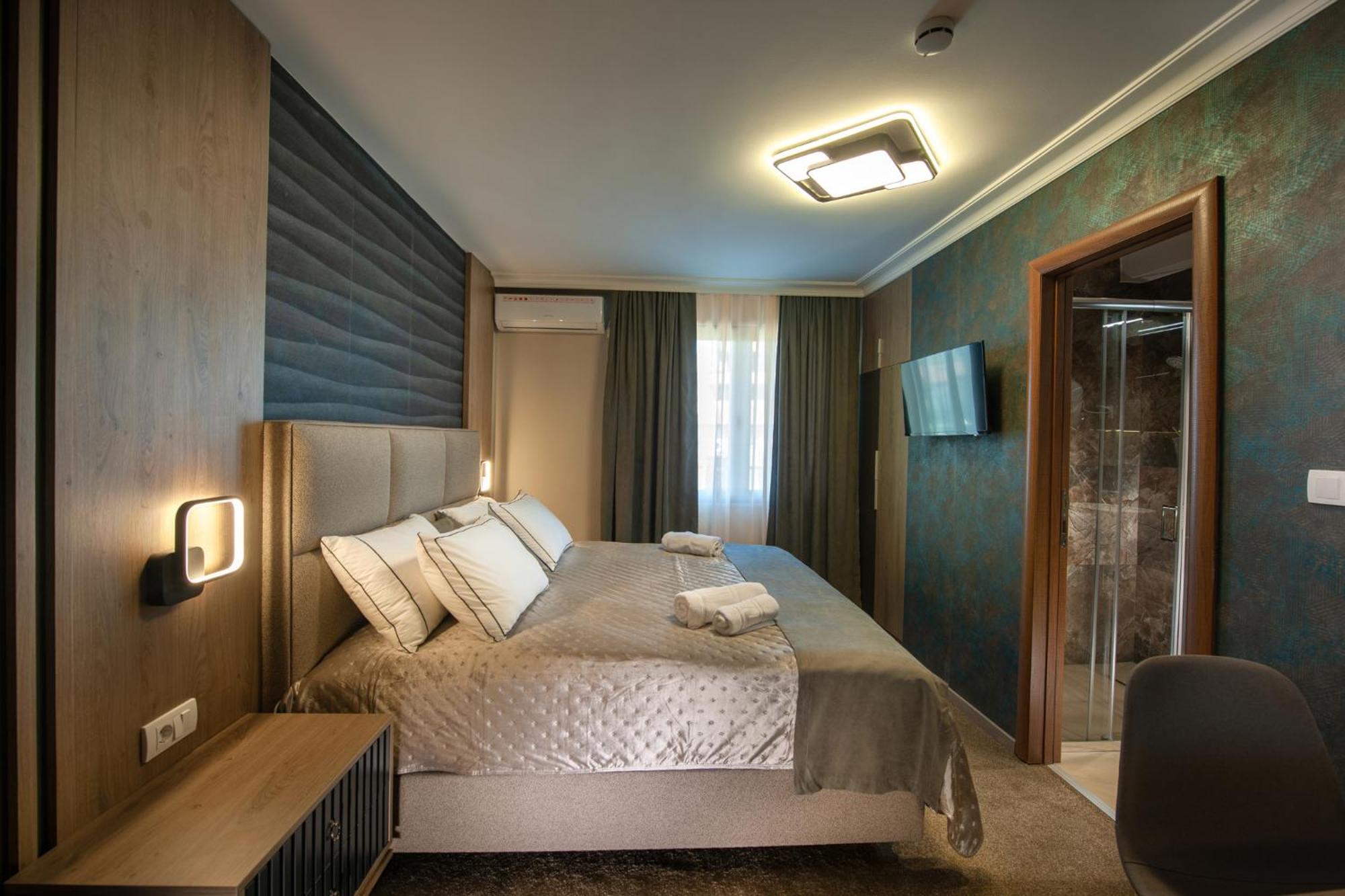 Hotel Kralj Kraljevo Esterno foto